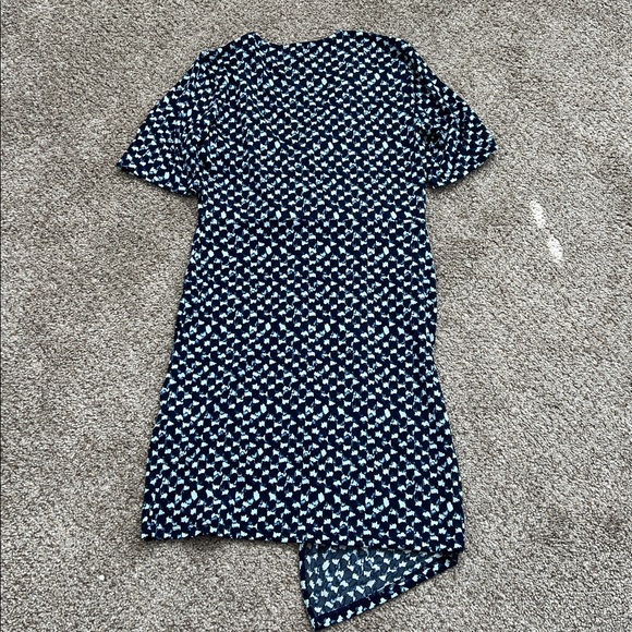 Banana Republic Navy and Light Blue Asymmetrical Dress—Size Petite Small - Picture 3 of 10